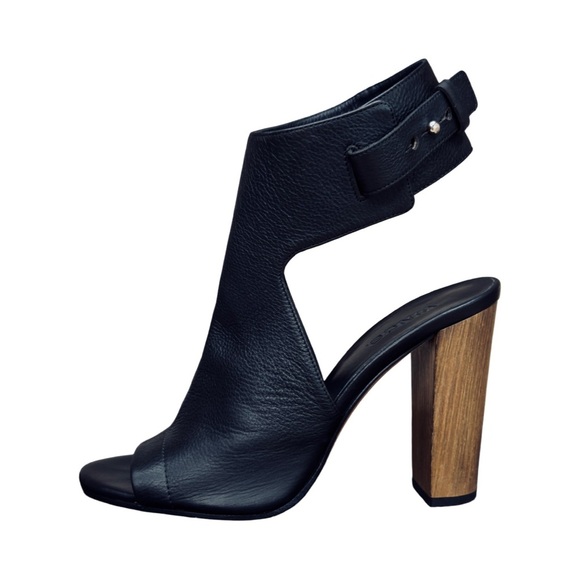 Vince “Addie” Black Leather Open Toe Booties Size 9 - Picture 13 of 14